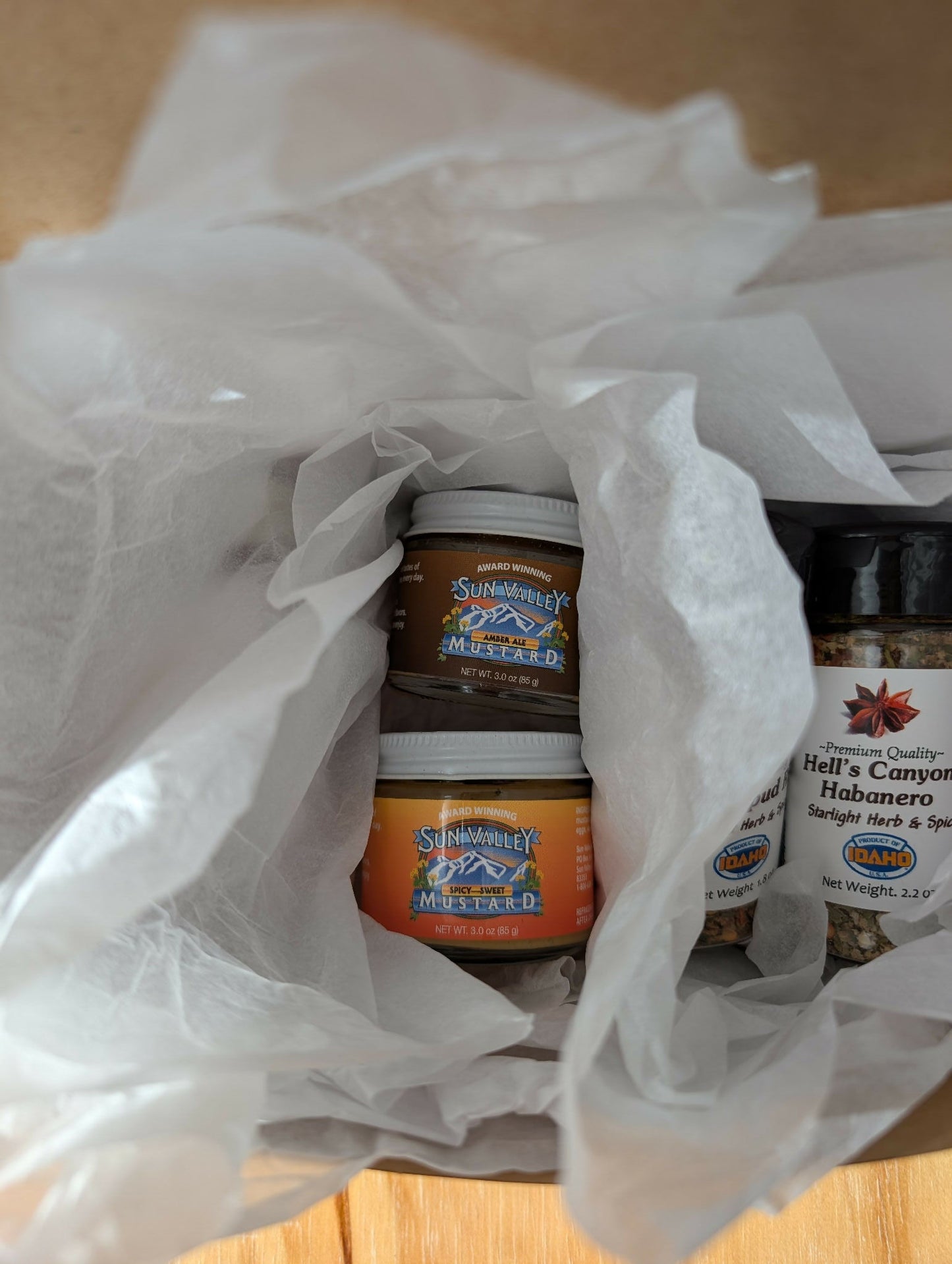 Farm Pantry Gift Box | Seasonings & Condiments