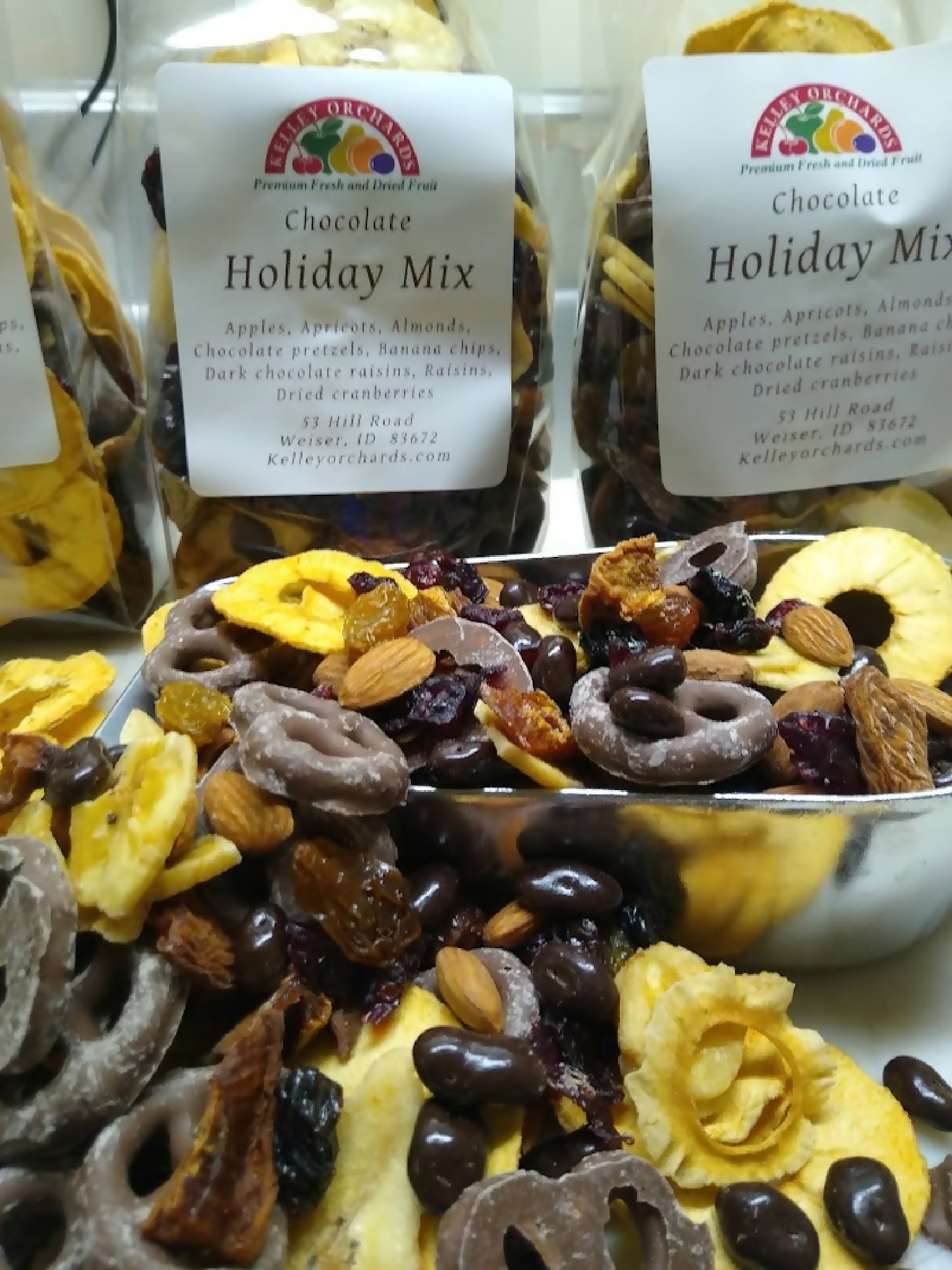 Chocolate Holiday Dried Fruit Mix
